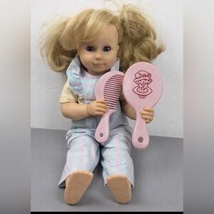 Vintage Gotz Puppe Doll 18” And Vintage Strawberry Shortcake Doll Brush/Comb